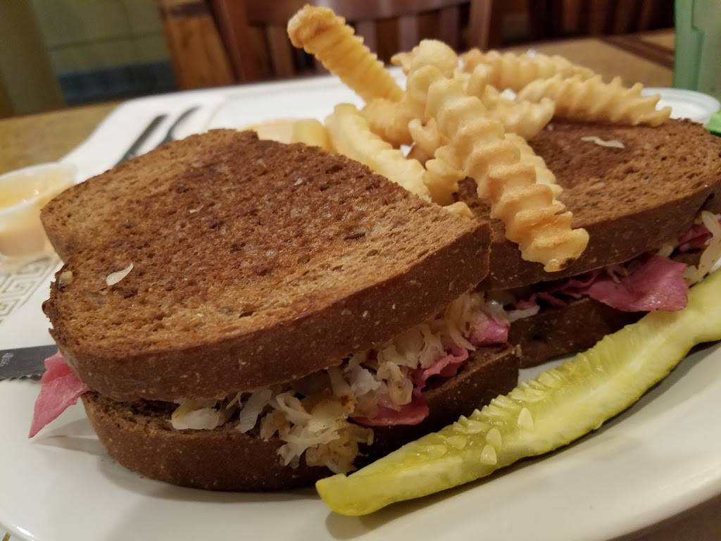 McGarreys Oakwood Cafe | restaurant | 1624 W 38th St, Erie, PA 16508, USA | 8148660552 OR +1 814-866-0552