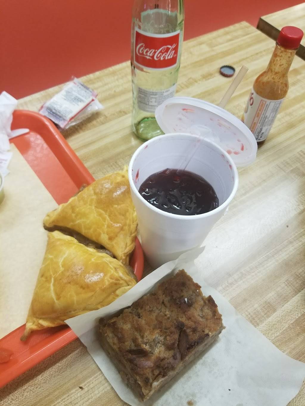 Lucys Restaurant & Bakery | bakery | 1330 W Washington Blvd, Los Angeles, CA 90007, USA | 2137474969 OR +1 213-747-4969