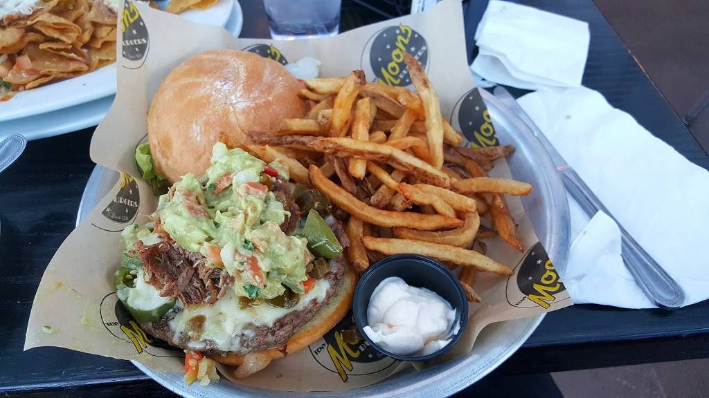 HB Jones | restaurant | 551 S York St, Elmhurst, IL 60126, USA | 6307825669 OR +1 630-782-5669