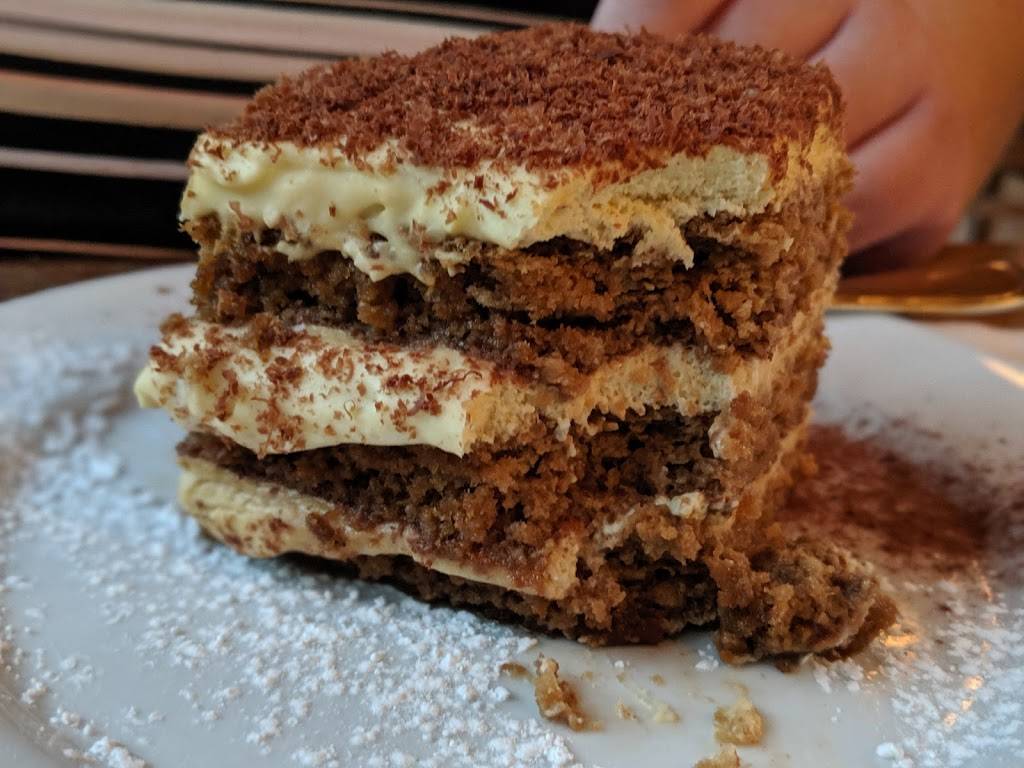 Fino Bistro Bar Pizzeria | restaurant | 8225 N Denver Ave, Portland, OR 97217, USA | 5032862100 OR +1 503-286-2100