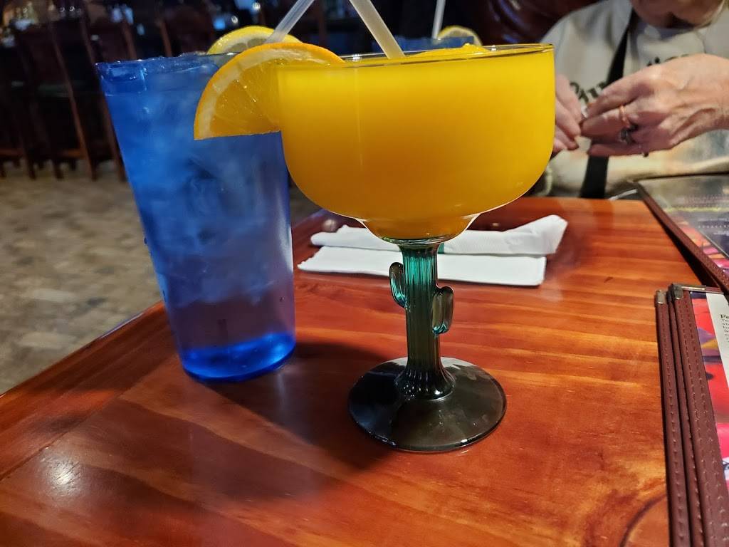 Pueblo viejo Mexican restaurant | restaurant | 4447 Fairgreen Ave, Warren, OH 44483, USA | 3304696724 OR +1 330-469-6724