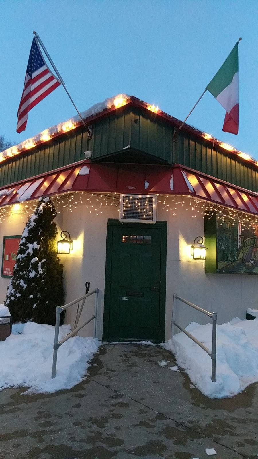 Verucchis Ristorante | restaurant | 600 N Greenwood St, Spring Valley, IL 61362, USA | 8156636431 OR +1 815-663-6431