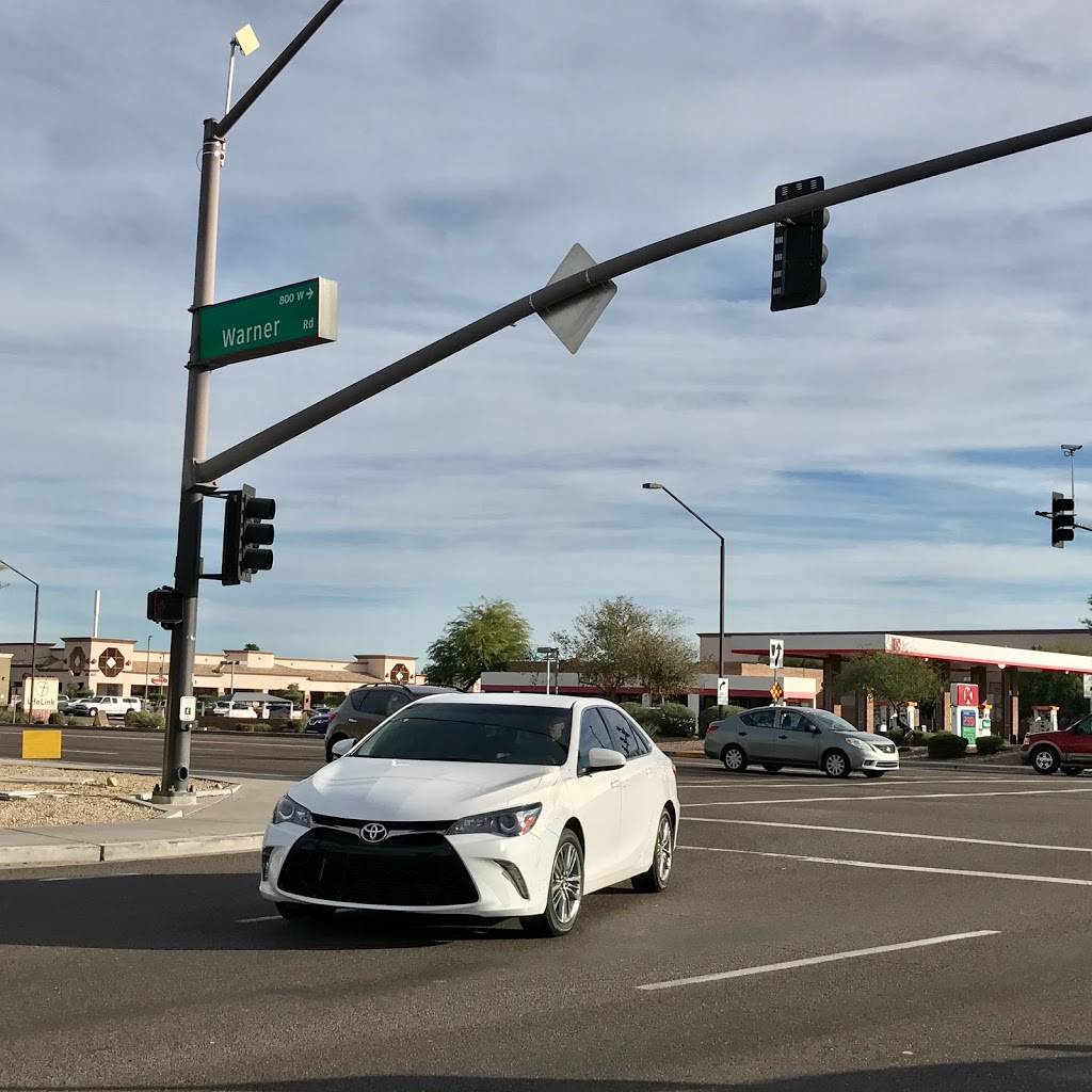 Circle K | meal takeaway | 755 W Warner Rd, Gilbert, AZ 85233, USA | 4808990877 OR +1 480-899-0877