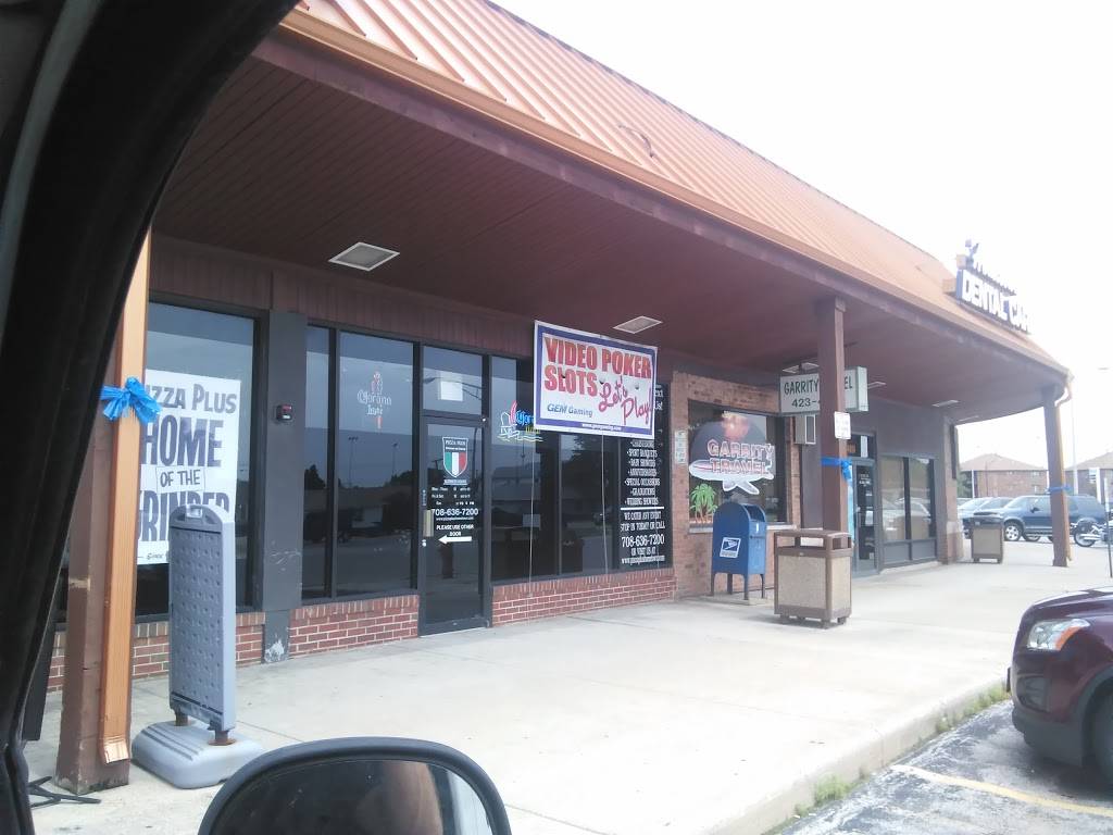 Pizza Plus | restaurant | 4102 SW Hwy, Hometown, IL 60456, USA | 7086367200 OR +1 708-636-7200