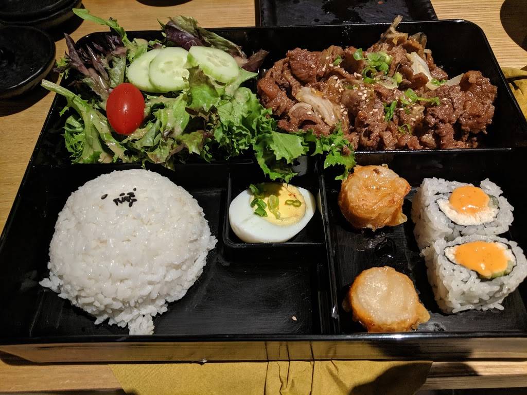 Sakanaya | restaurant | 403 E Green St, Champaign, IL 61820, USA | 2173441400 OR +1 217-344-1400