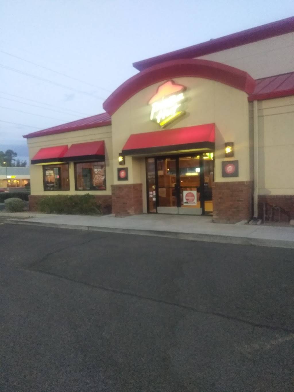 Pizza Hut | restaurant | 13624 N 35th Ave, Phoenix, AZ 85029, USA | 6029936150 OR +1 602-993-6150