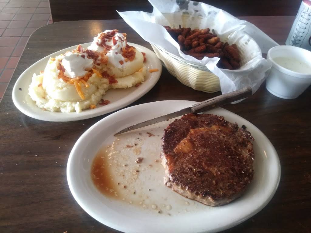 Tnt Cafe | restaurant | 805 E Sam Rayburn Dr, Bonham, TX 75418, USA | 9036404649 OR +1 903-640-4649