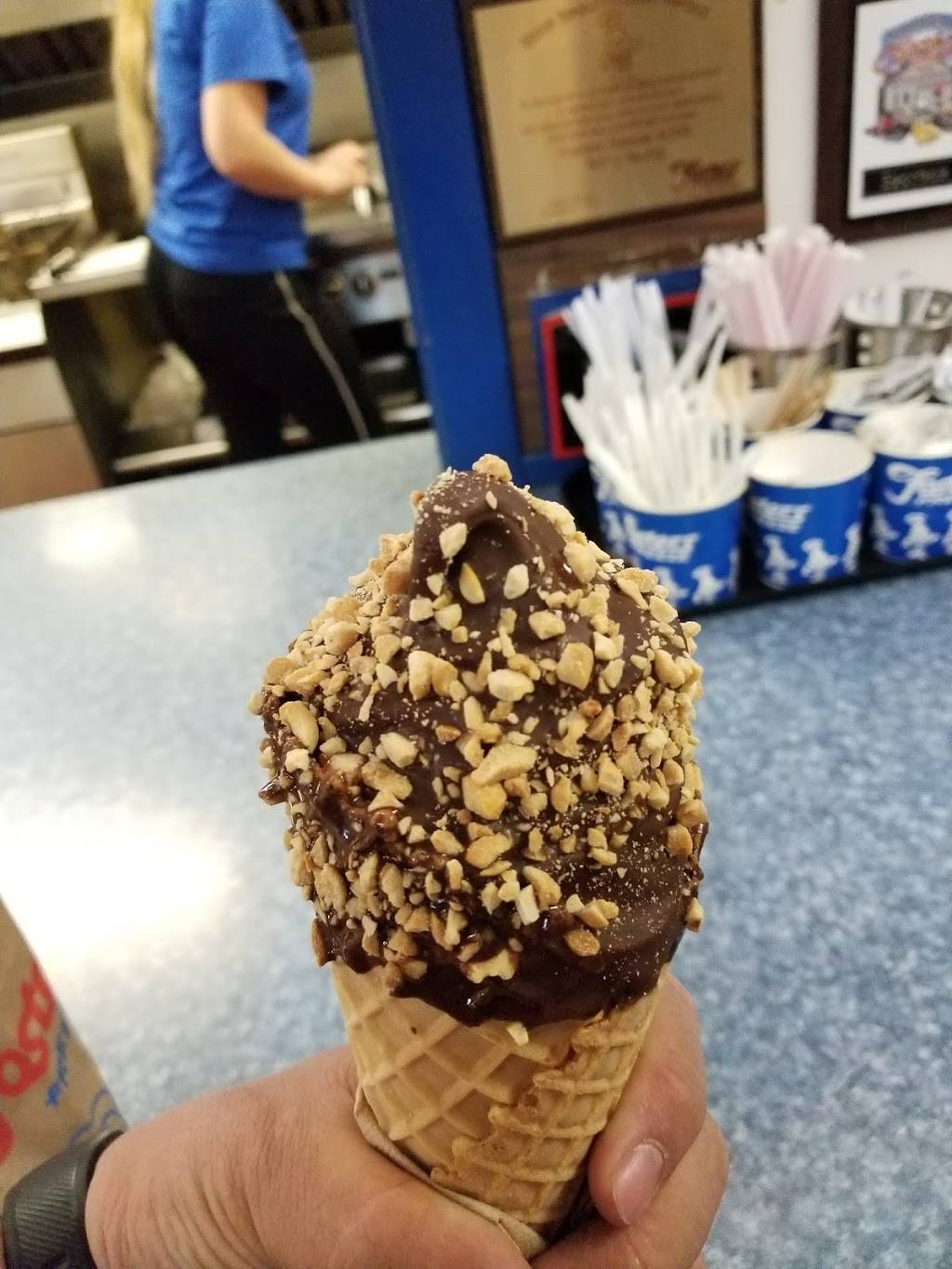 Fosters Freeze | restaurant | 993 San Pablo Ave, Pinole, CA 94564, USA | 5107248782 OR +1 510-724-8782