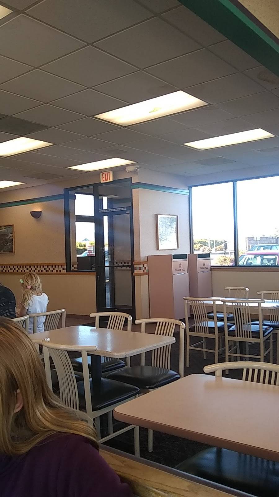 Wendys | restaurant | 2620 Hilltop Dr, Redding, CA 96002, USA | 5302217373 OR +1 530-221-7373