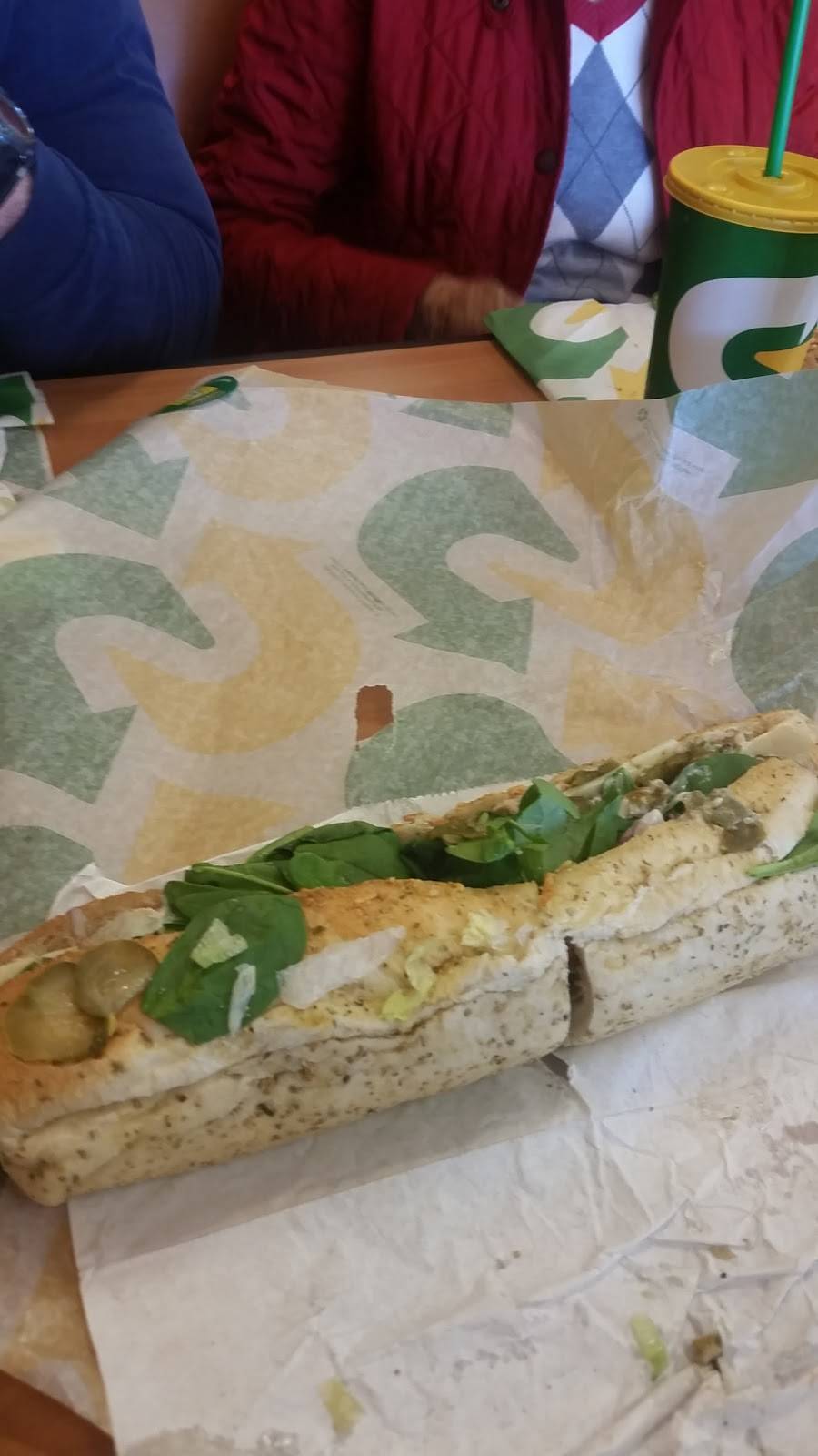 Subway | meal takeaway | 800 Juan Tabo Blvd NE Suite C, Albuquerque, NM 87123, USA | 5053323000 OR +1 505-332-3000