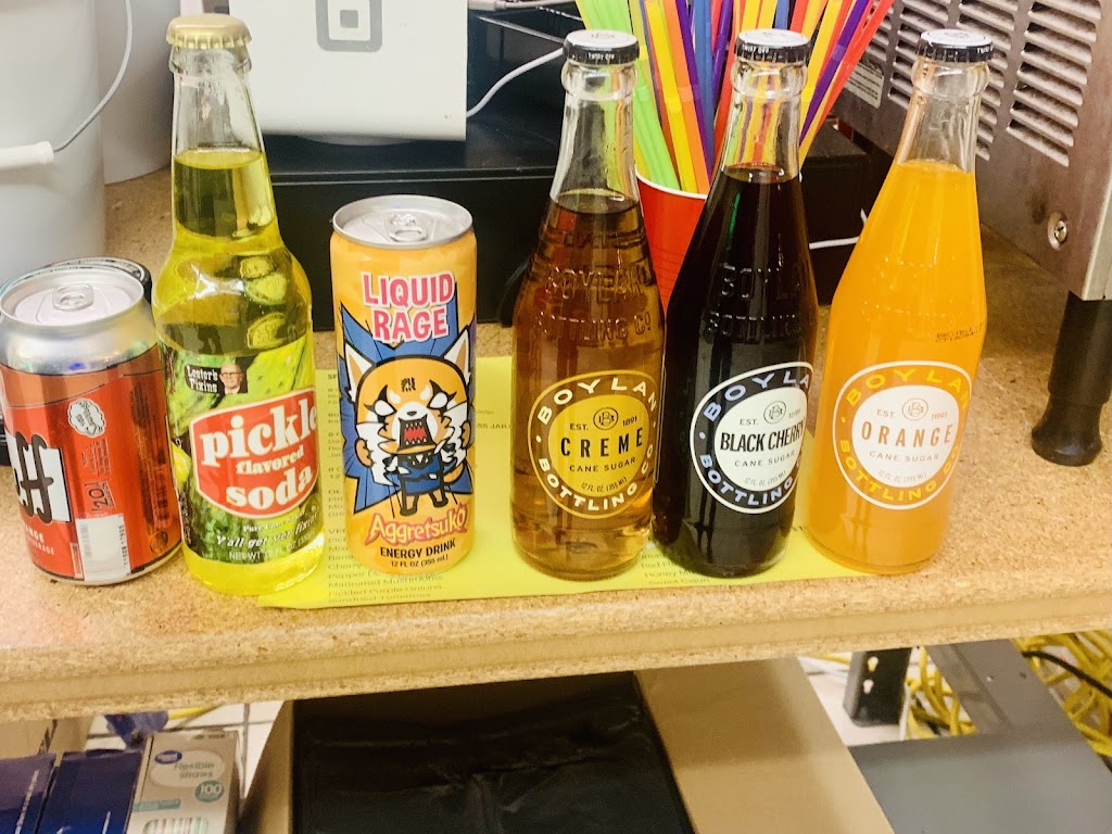 Pickle Island | restaurant | 18 Forest Ave, Glen Cove, NY 11542, USA | 5164441280 OR +1 516-444-1280