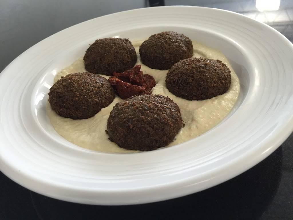 Screaming Carrots | restaurant | 826 W Hallandale Beach Blvd, Hallandale Beach, FL 33009, USA | 7544009614 OR +1 754-400-9614