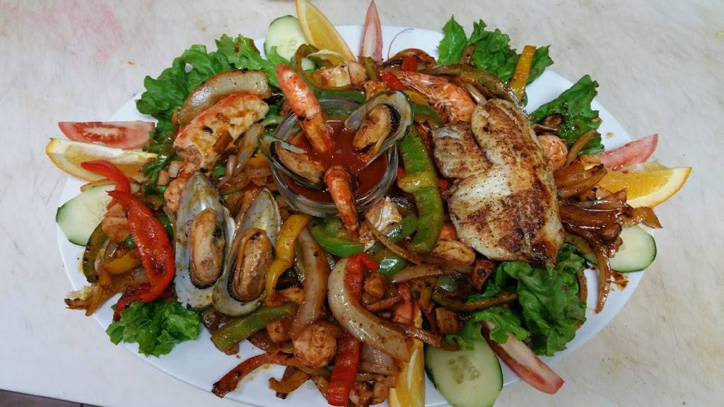 Restaurante El Michoacano | restaurant | 2015 N Main St, Salinas, CA 93906, USA | 8312726182 OR +1 831-272-6182