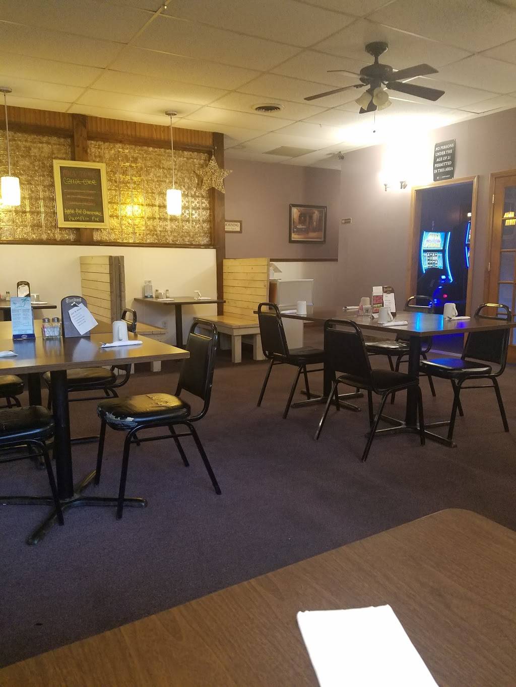 Mikkis Diner | restaurant | 1099 S Water St A, Wilmington, IL 60481, USA | 8154760556 OR +1 815-476-0556