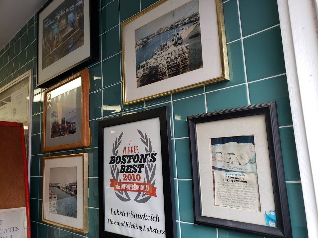 Alive & Kicking Lobsters | restaurant | 269 Putnam Ave, Cambridge, MA 02139, USA | 6178760451 OR +1 617-876-0451