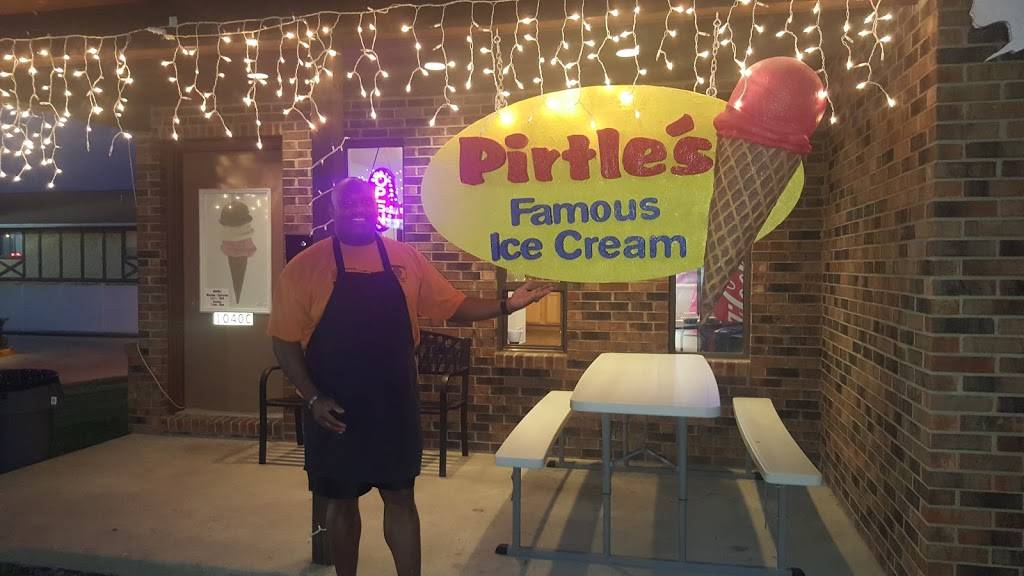 Pirtles Famous Ice Cream | restaurant | 5533, 1040 Carlyle Ave, Belleville, IL 62221, USA | 6182349904 OR +1 618-234-9904