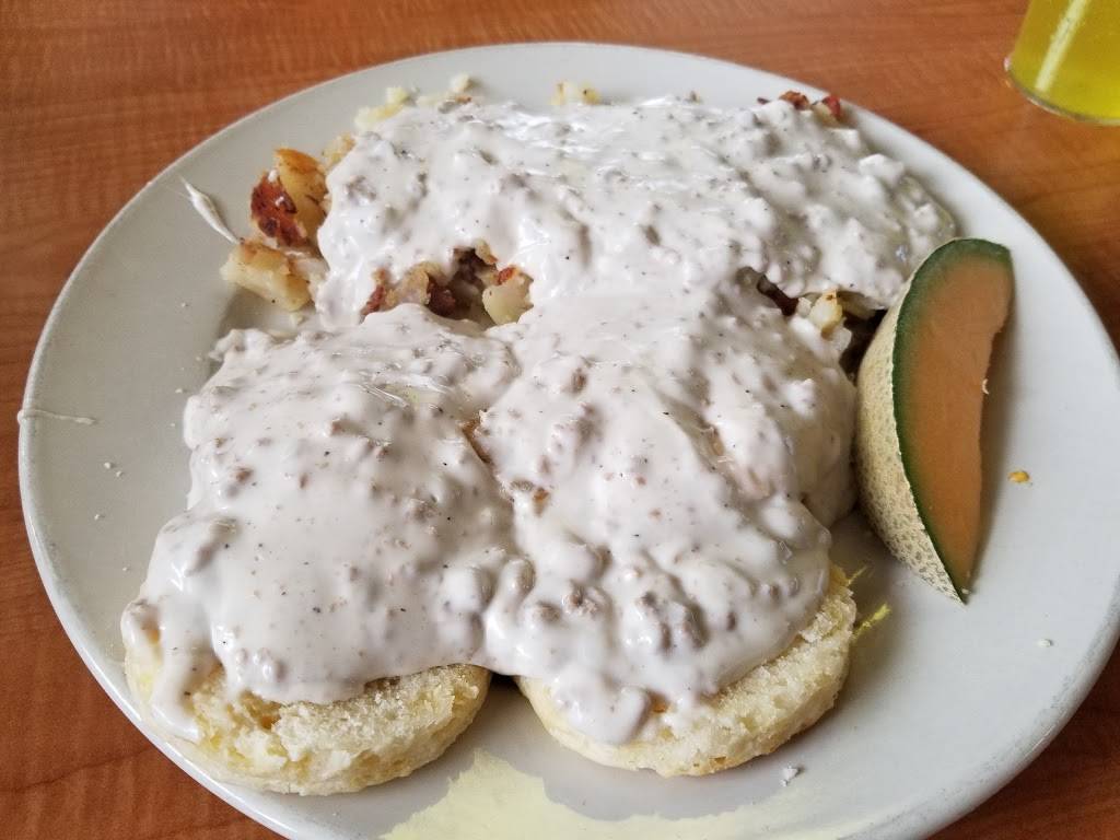 City Limits Restaurant | restaurant | 3038 McCartney Rd, Youngstown, OH 44505, USA | 3307464026 OR +1 330-746-4026