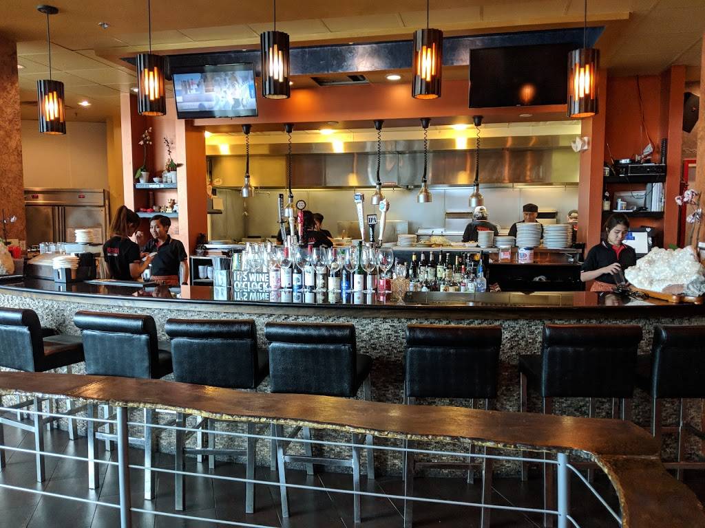 Neisha Thai Restaurant | meal delivery | 8027 Leesburg Pike #110, Vienna, VA 22182, USA | 7038833588 OR +1 703-883-3588