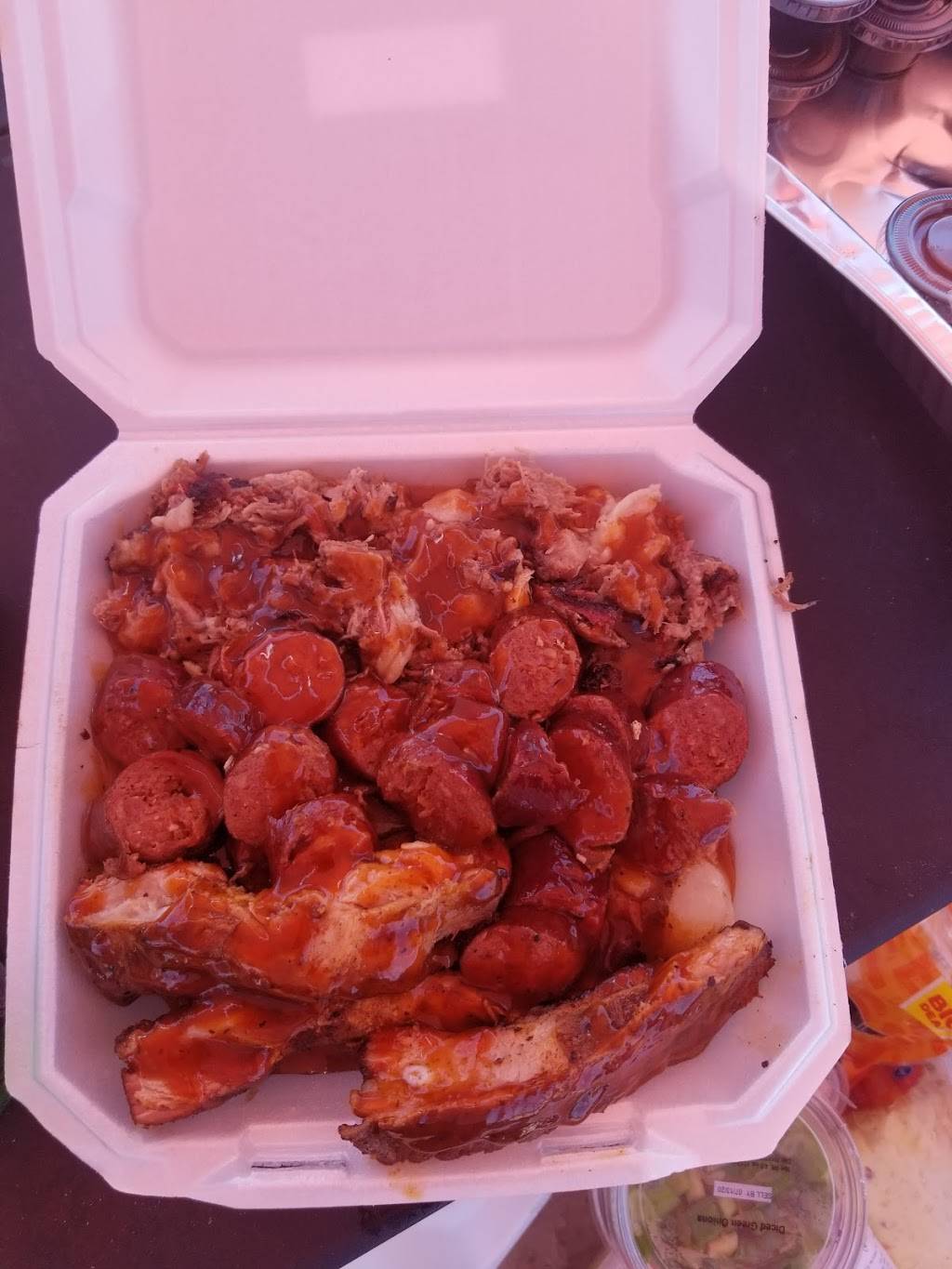 Legendz BBQ, Catering, & Eventz | restaurant | 4200 E Rosedale St, Fort Worth, TX 76105, USA | 6827300489 OR +1 682-730-0489