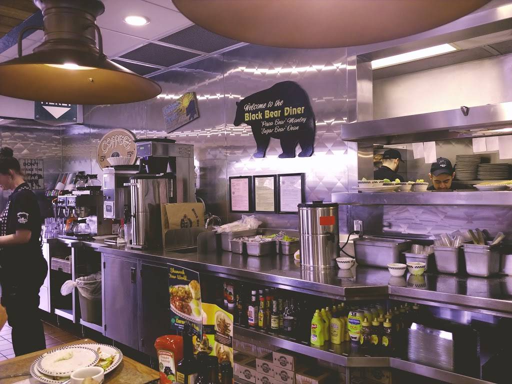 Fullerton Black Bear Diner | restaurant | 1011 N Harbor Blvd, Fullerton, CA 92832, USA | 7145153481 OR +1 714-515-3481