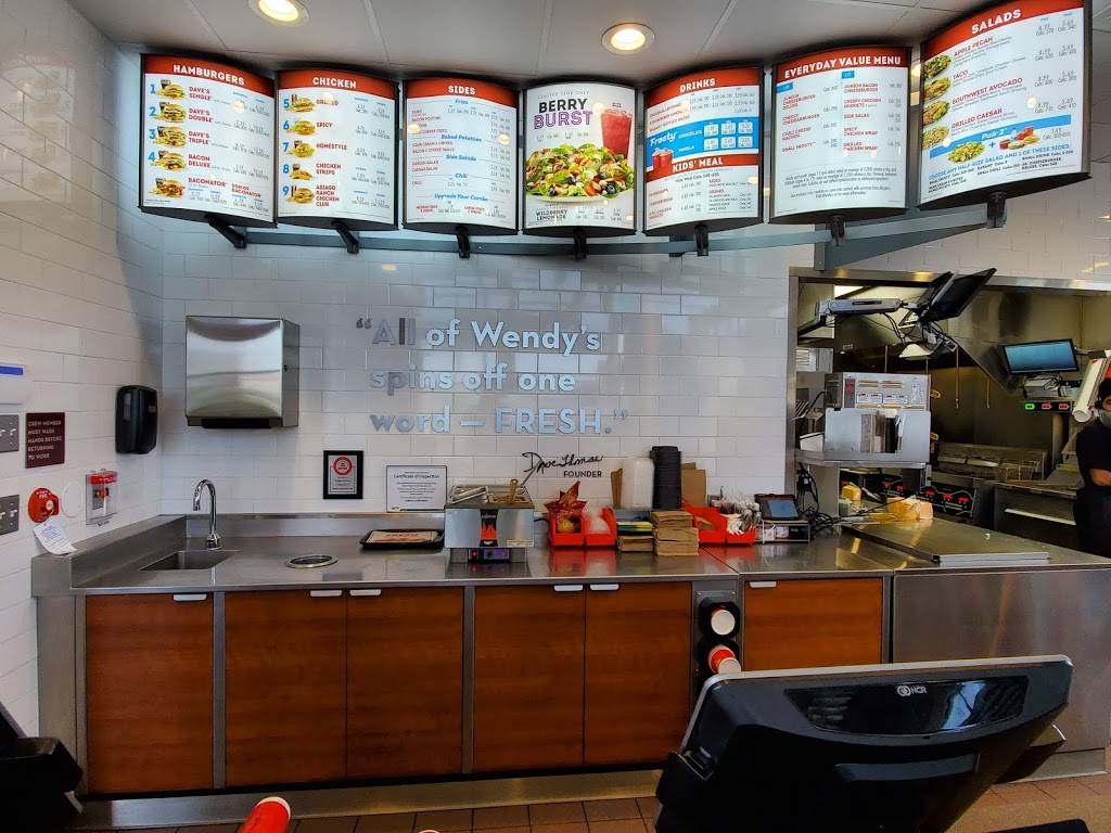 Wendys | restaurant | 2515 Appleby Line, Burlington, ON L7L 2Y5, Canada | 9053358655 OR +1 905-335-8655