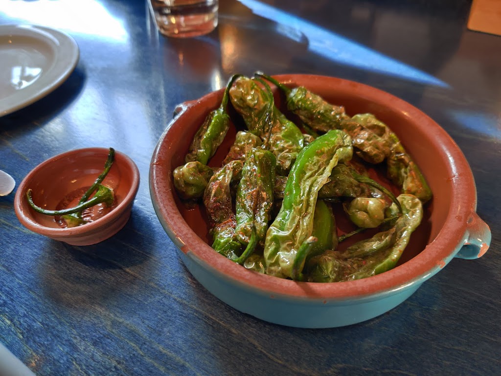 Tres Gatos | restaurant | 470 Centre St, Jamaica Plain, MA 02130, USA | 6174774851 OR +1 617-477-4851