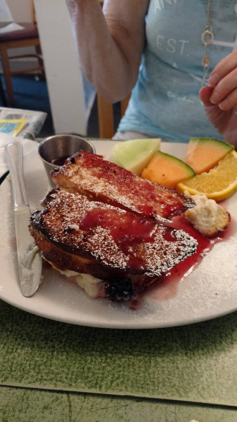 Sign of the Mermaid | restaurant | 9707 Gulf Dr, Anna Maria, FL 34216, USA | 9417789399 OR +1 941-778-9399