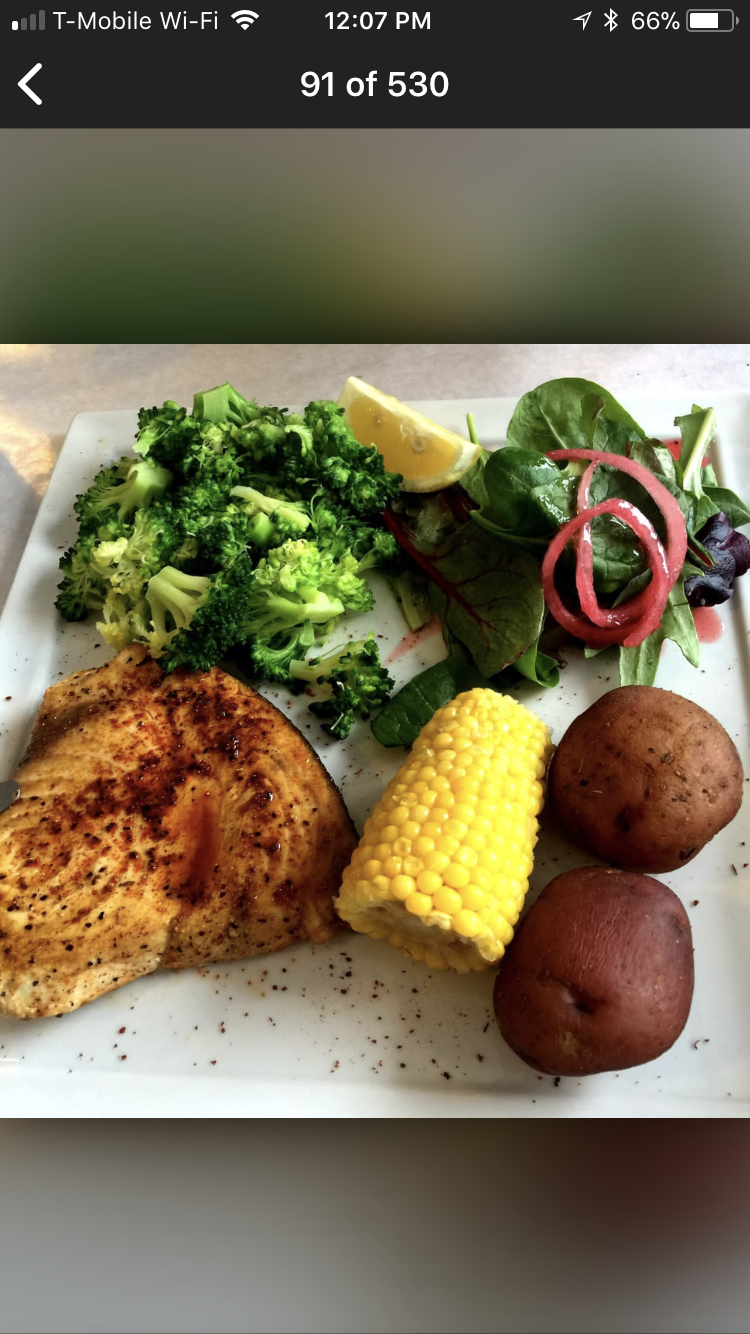 The Crabby Crab | restaurant | 4457 Van Nuys Blvd, Sherman Oaks, CA 91403, USA | 8187892722 OR +1 818-789-2722