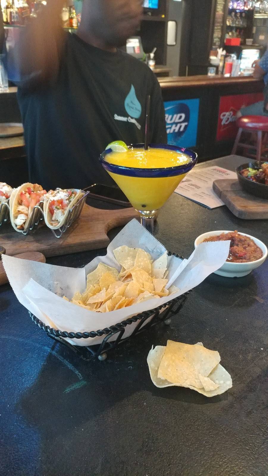 Chevys Fresh Mex | restaurant | 1730 Travis Blvd, Fairfield, CA 94533, USA | 7074258374 OR +1 707-425-8374