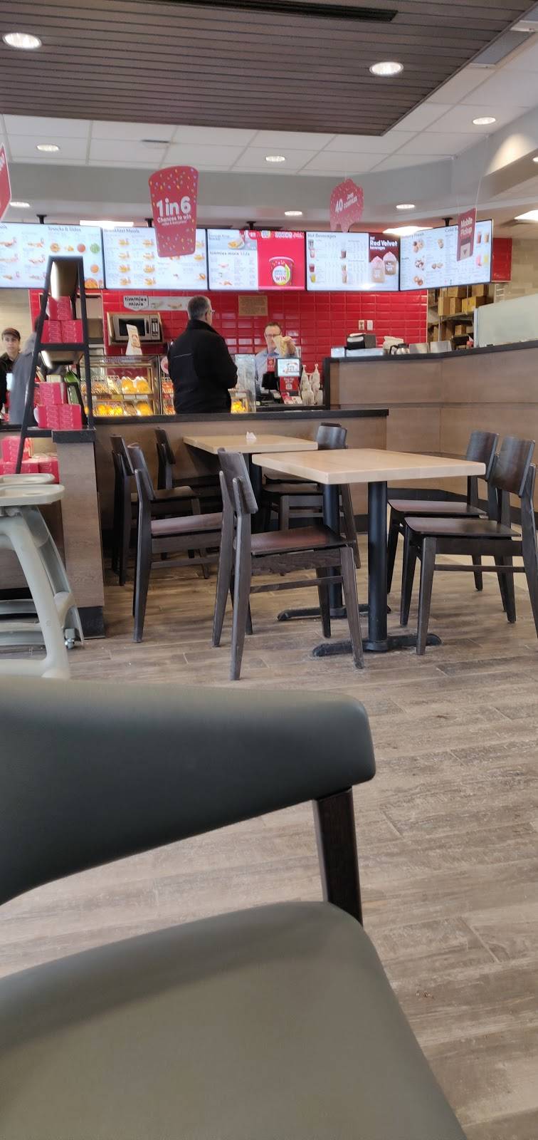 Tim Hortons | restaurant | 1970 Hwy 7, Concord, ON L4K 1W5, Canada | 9057388844 OR +1 905-738-8844