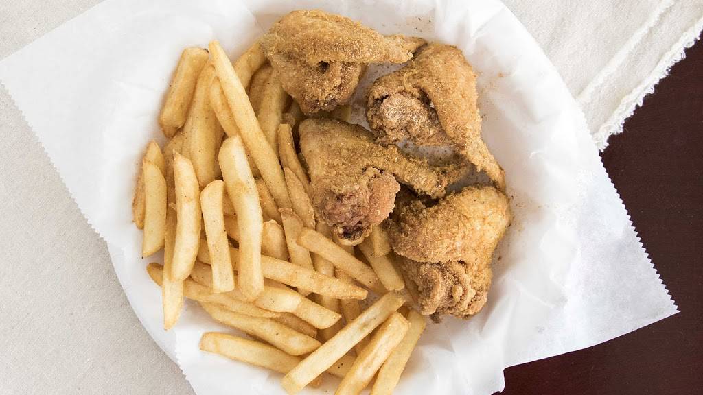 Mr. Thursdays | restaurant | 6304 Vine St, Cincinnati, OH 45216, USA | 5135104445 OR +1 513-510-4445