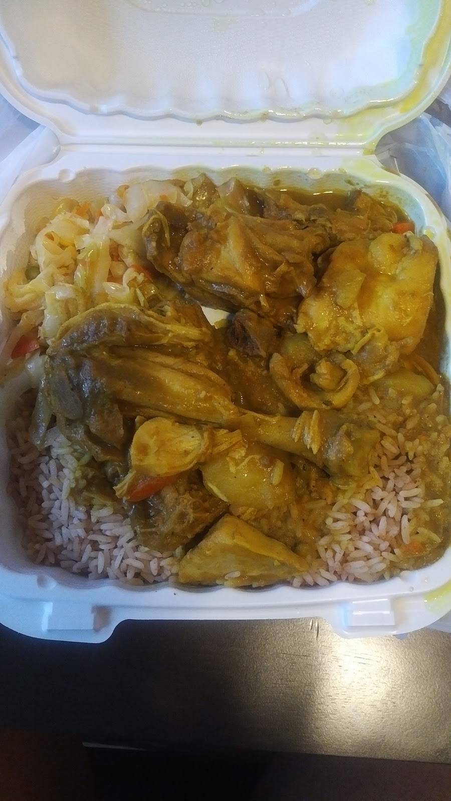 Golden Krust | restaurant | 3500 East-West Hwy, Hyattsville, MD 20782, USA | 3015597962 OR +1 301-559-7962