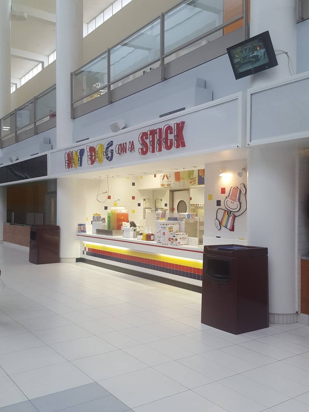 Hot Dog on a Stick | restaurant | 13 Southland Mall, Hayward, CA 94545, USA | 5107825348 OR +1 510-782-5348