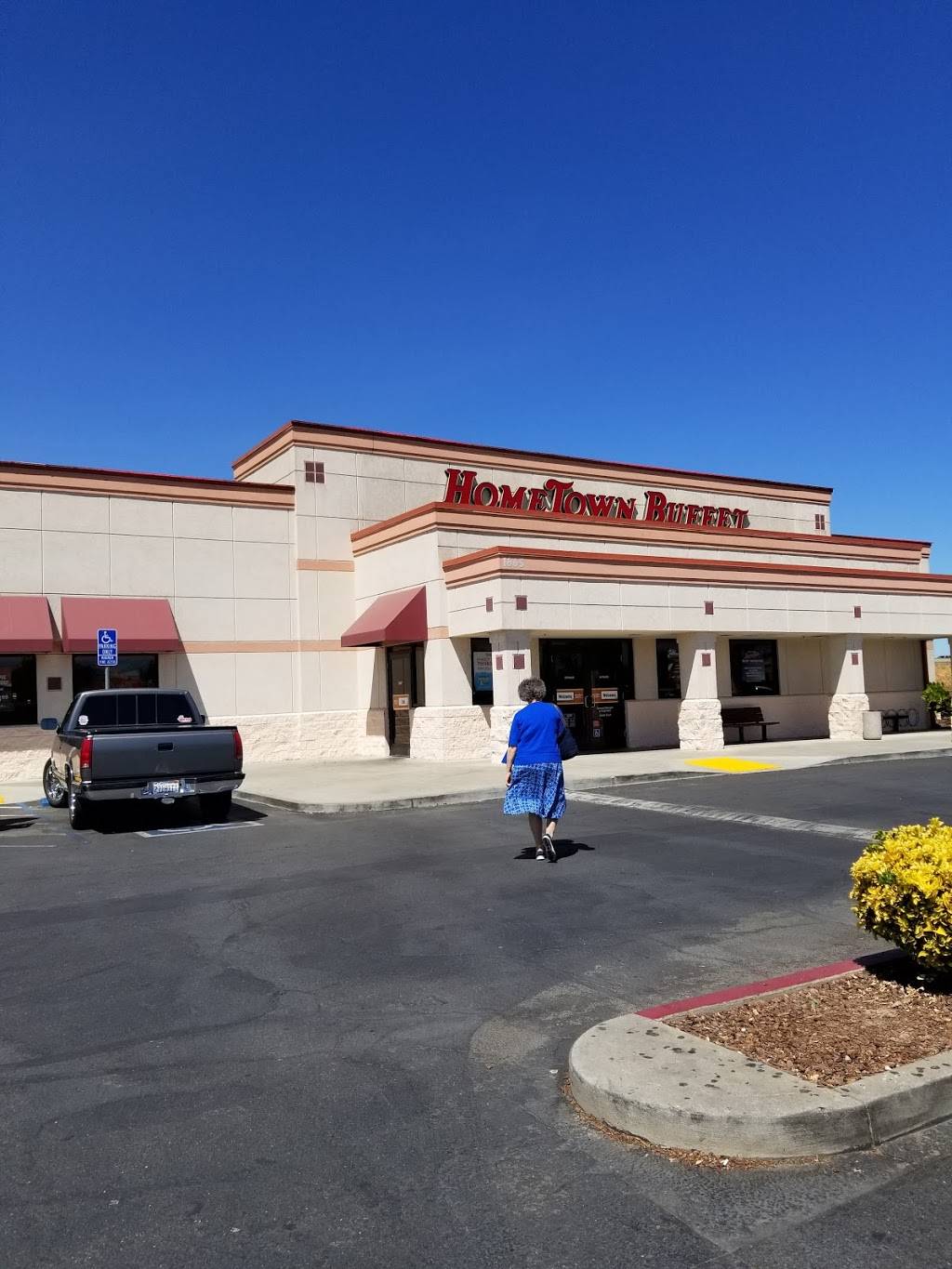 HomeTown Buffet | restaurant | 1665 Countryside Dr, Turlock, CA 95380, USA | 2096682172 OR +1 209-668-2172