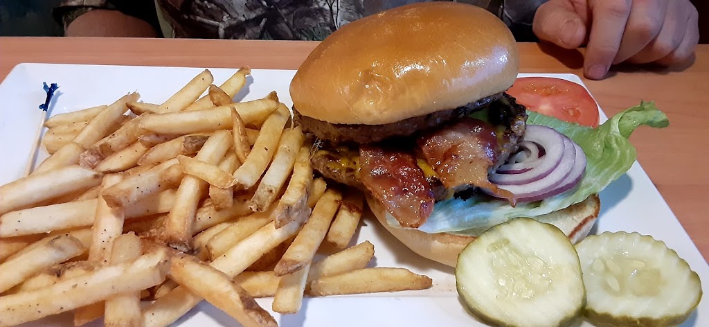 Village Inn | bakery | 4719 Elizabeth St, Pueblo, CO 81008, USA | 7192530450 OR +1 719-253-0450