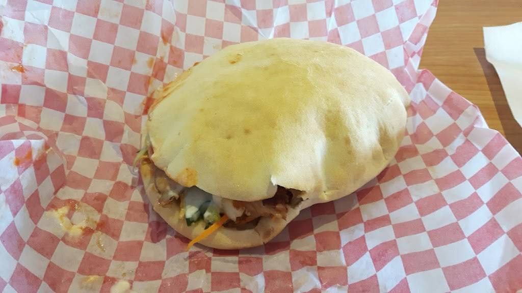 Falafel Express Restaurant | restaurant | 1300 Finch Ave W, North York, ON M3J 3K2, Canada | 6478389931 OR +1 647-838-9931