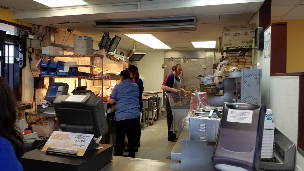 Churchs Chicken | restaurant | 1615 Bandera Rd, San Antonio, TX 78228, USA | 2104358561 OR +1 210-435-8561