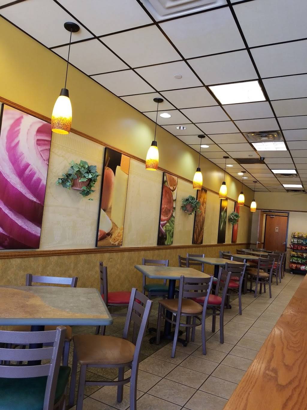 Subway Restaurants | restaurant | 1351 W Davis St Ste C, Conroe, TX 77304, USA | 9367603020 OR +1 936-760-3020