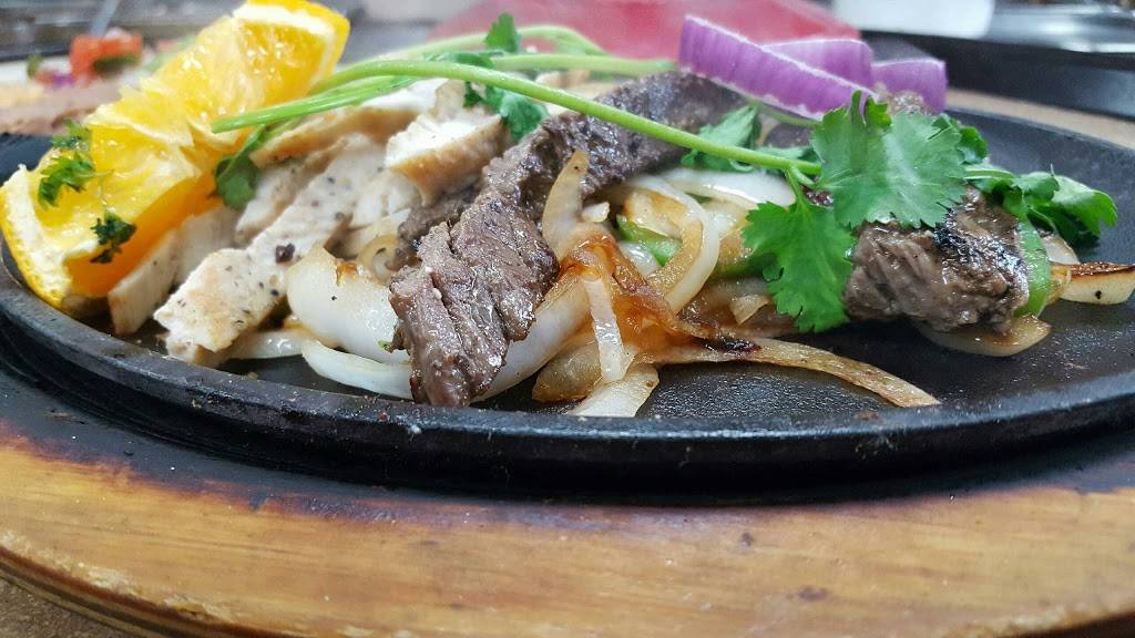 10 De Mayo Beaumont | restaurant | 8350 College St, Beaumont, TX 77707, USA | 4098614292 OR +1 409-861-4292