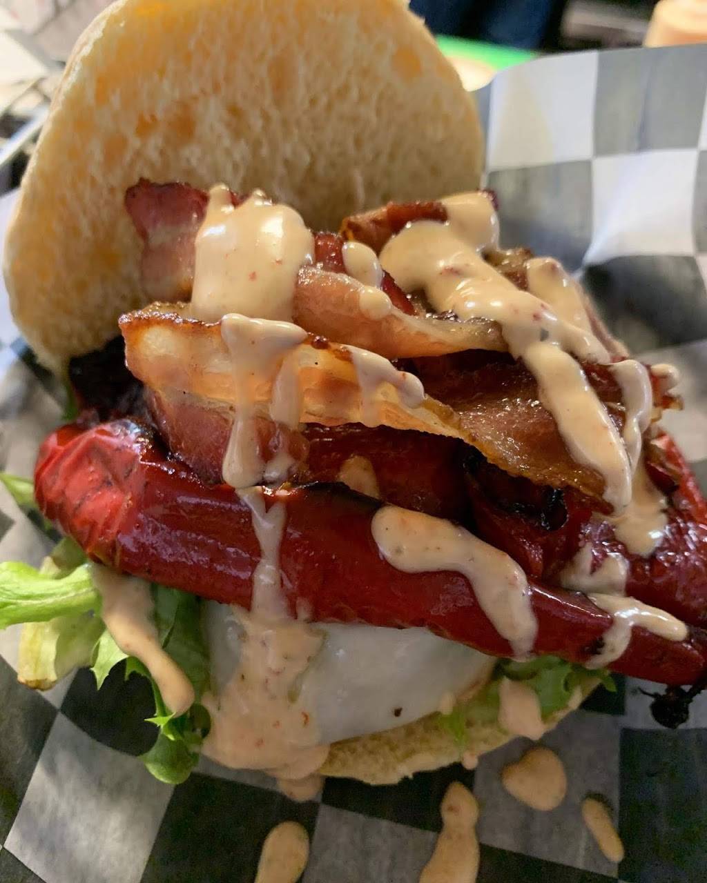 Fork and Gavel | restaurant | 246 Main St, Hyde Park, VT 05655, USA | 8025217910 OR +1 802-521-7910