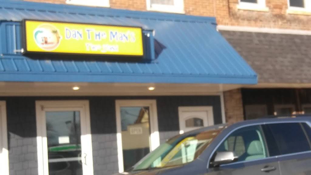 Dan the Mans Taco Stand | restaurant | 22 W Main St, Rossville, IN 46065, USA | 7653793600 OR +1 765-379-3600