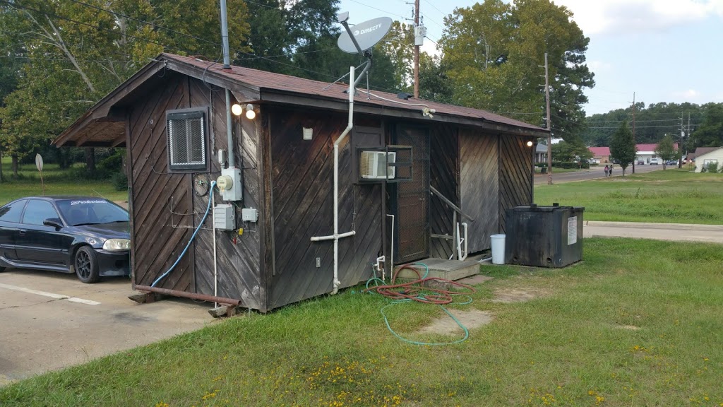 Hut | restaurant | 265 Main St, Grambling, LA 71245, USA | 3185963143 OR +1 318-596-3143