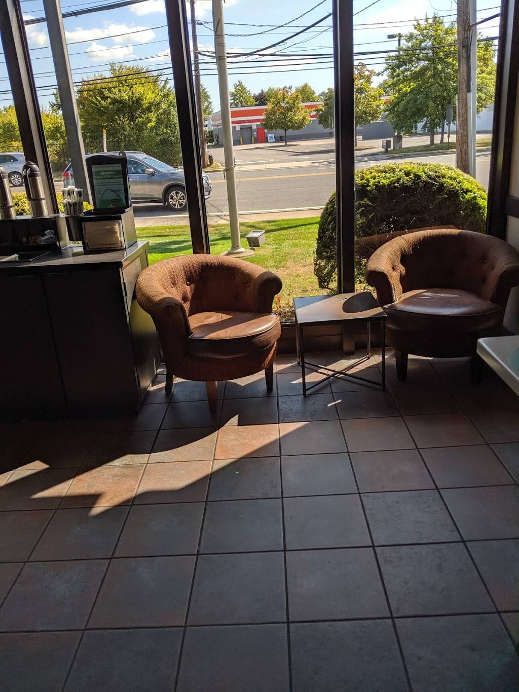 Starbucks | cafe | 205 Stewart Ave, Bethpage, NY 11714, USA | 5165200698 OR +1 516-520-0698