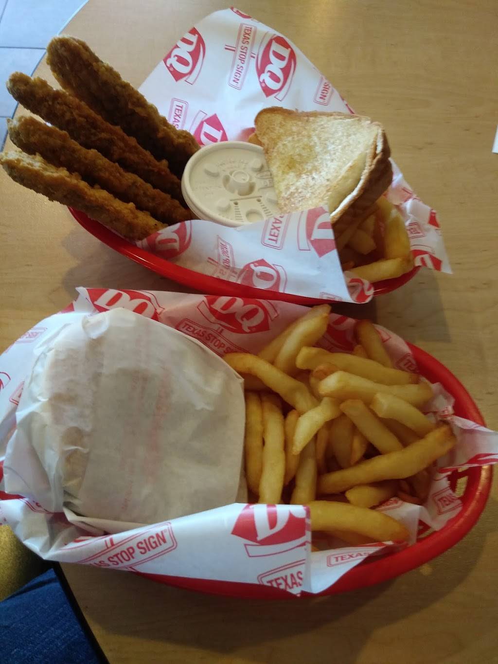 Dairy Queen Store | restaurant | 1926 Military Pkwy, Mesquite, TX 75149, USA | 9722885689 OR +1 972-288-5689