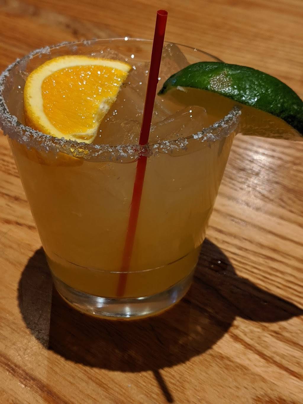 Chilis Grill & Bar | restaurant | 8100 Wyoming Blvd NE, Albuquerque, NM 87113, USA | 5057972733 OR +1 505-797-2733