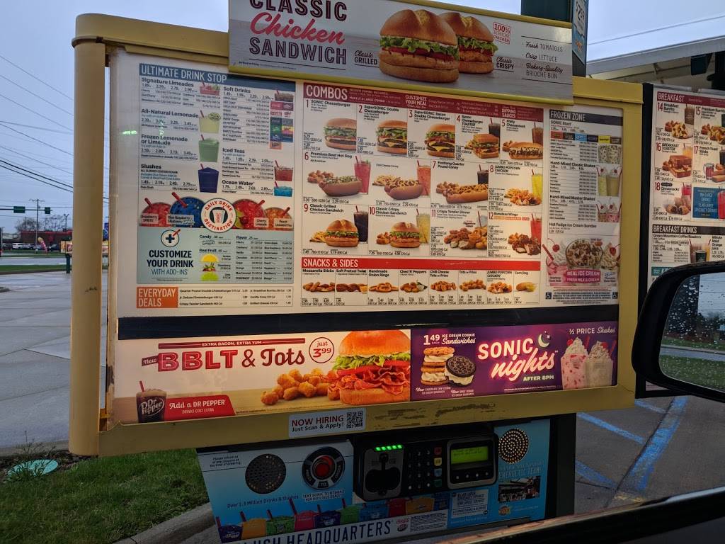 Sonic Drive-In | restaurant | 5606 Milan Rd, Sandusky, OH 44870, USA | 4196215500 OR +1 419-621-5500
