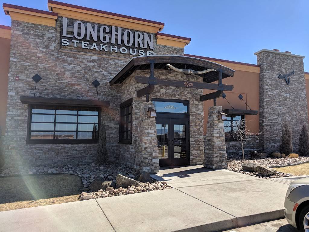 LongHorn Steakhouse | meal takeaway | Centennial Promenade, 9625 E County Line Rd, Centennial, CO 80112, USA | 3036499477 OR +1 303-649-9477