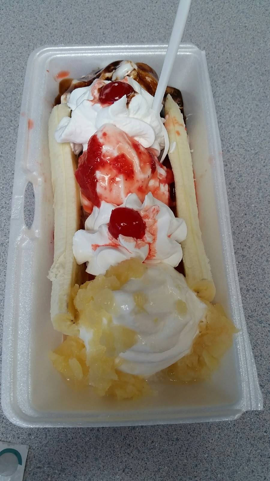 Our Inn Place | restaurant | 1901 Willow St, Pekin, IL 61554, USA | 3093477777 OR +1 309-347-7777