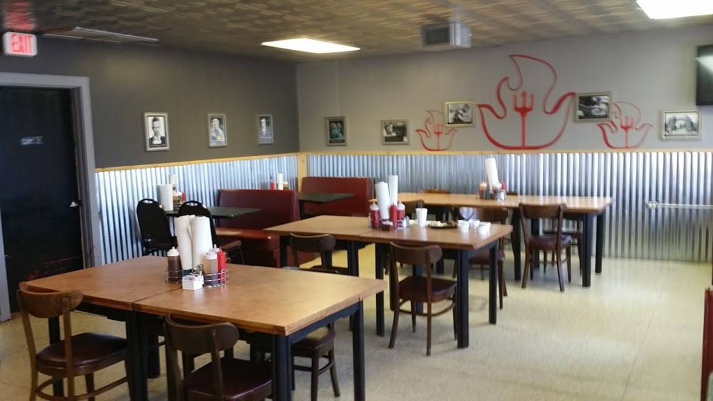 Jambos BBQ Shack | restaurant | 1724 W Division St, Arlington, TX 76012, USA | 8172757881 OR +1 817-275-7881