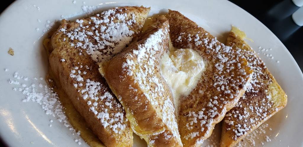 Bobolas Family Restaurant | restaurant | 1420 Lakeview Ave, Dracut, MA 01826, USA | 9789570065 OR +1 978-957-0065